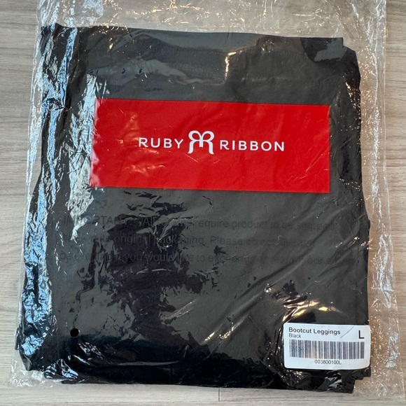 Ruby Ribbon Bootcut Leggings - Picture 5 of 5